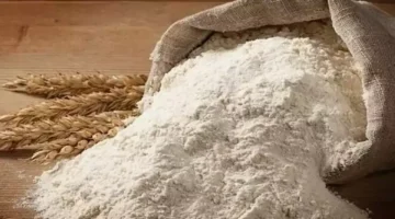 تراجع السكر والدقيق.. أسعار السلع الغذائية واللحوم تشهد تحركات مفاجئة بالأسواق اليوم